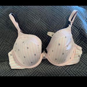 Victoria’s Secret Body By Victoria 36C - NWT